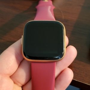 Fitbit Versa 2